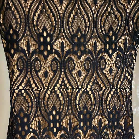 Mini, lacy, black dress - Picture 4 of 4